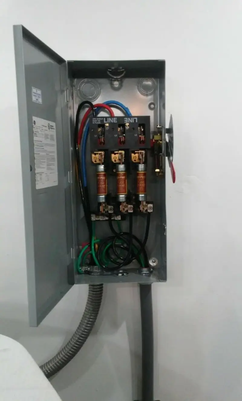 Three-phase disconnect switch installed for Electrical Wiring & Rewiring in Blairsville